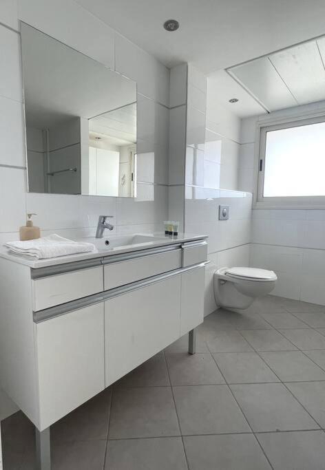 Sunny 3Br Apartment Golf Residence Eilat Kültér fotó
